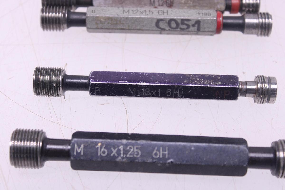 Usado Juego de Tapones de Roscar Métrica - 13 Unidades