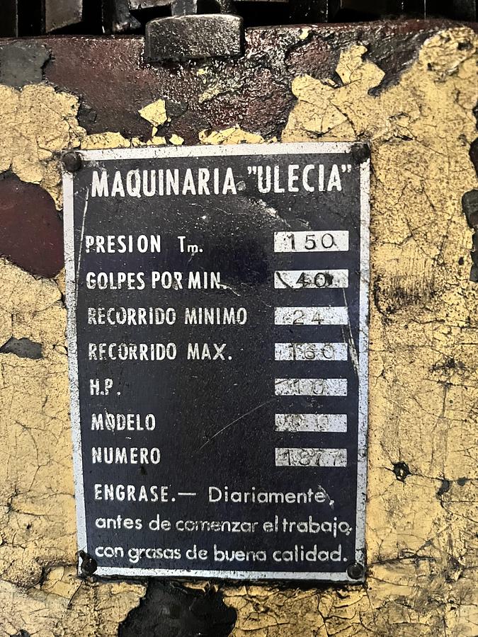 Usado Prensa excentrica ULECIA 150Tn Embrague neumático