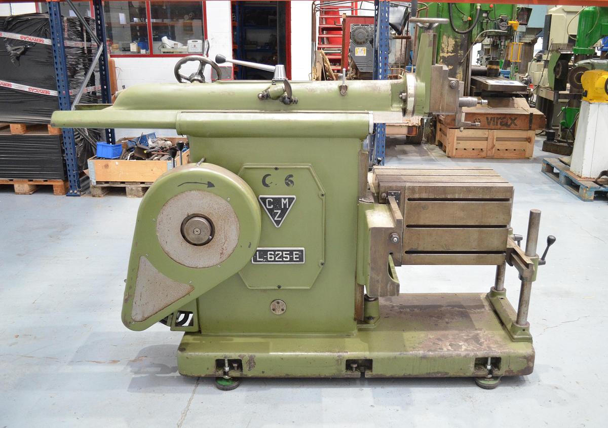 Usado Limadora CMZ L-625-E