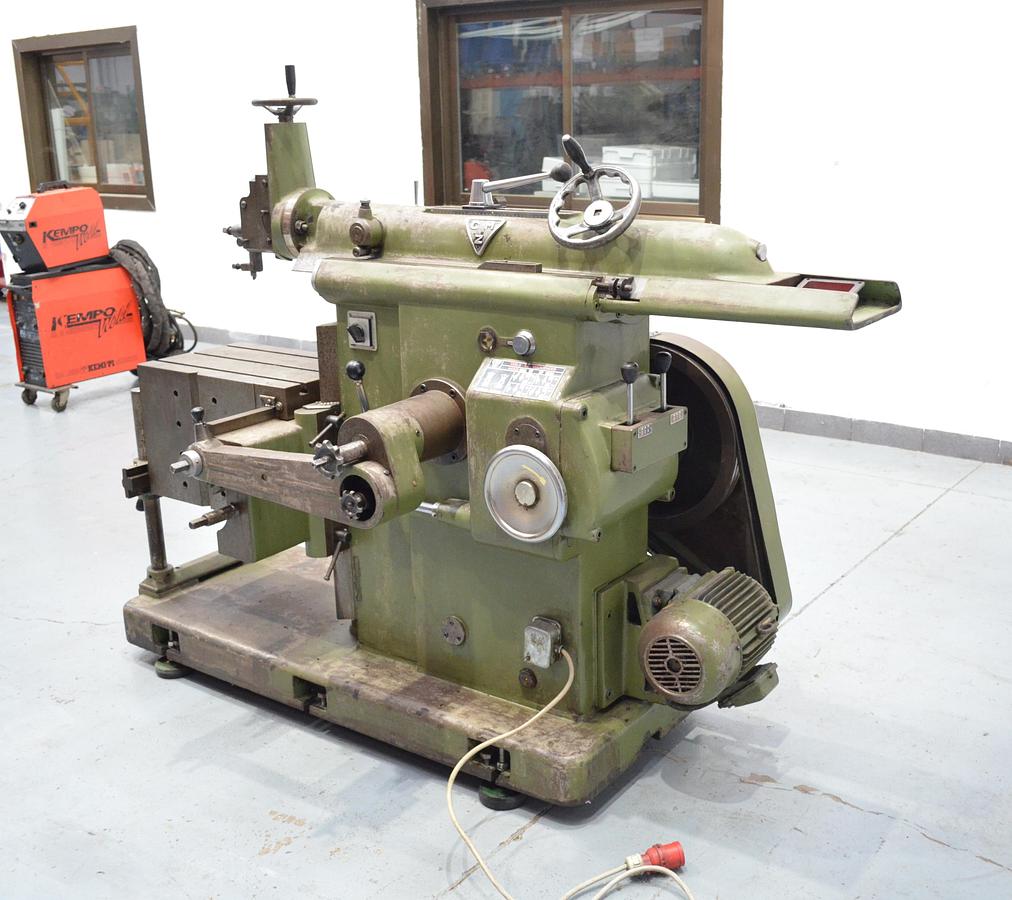 Usado Limadora CMZ L-625-E