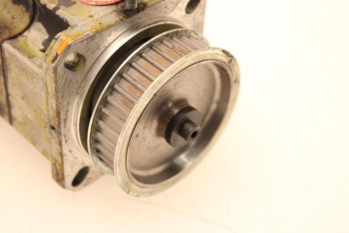 Usado Servomotor KUKA 1FK6032-6AK71-1ZZ9-Z S36