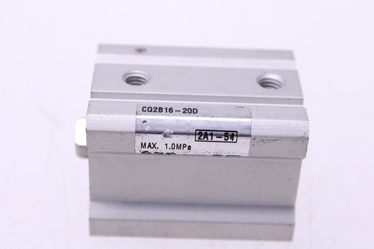 Usado Cilindro Neumatico SMC CQ2B16-20D