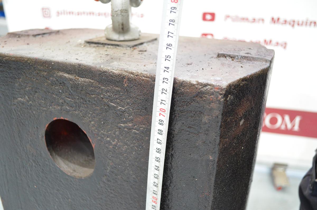 Usado Contrapeso 400x250x730 - 496kg