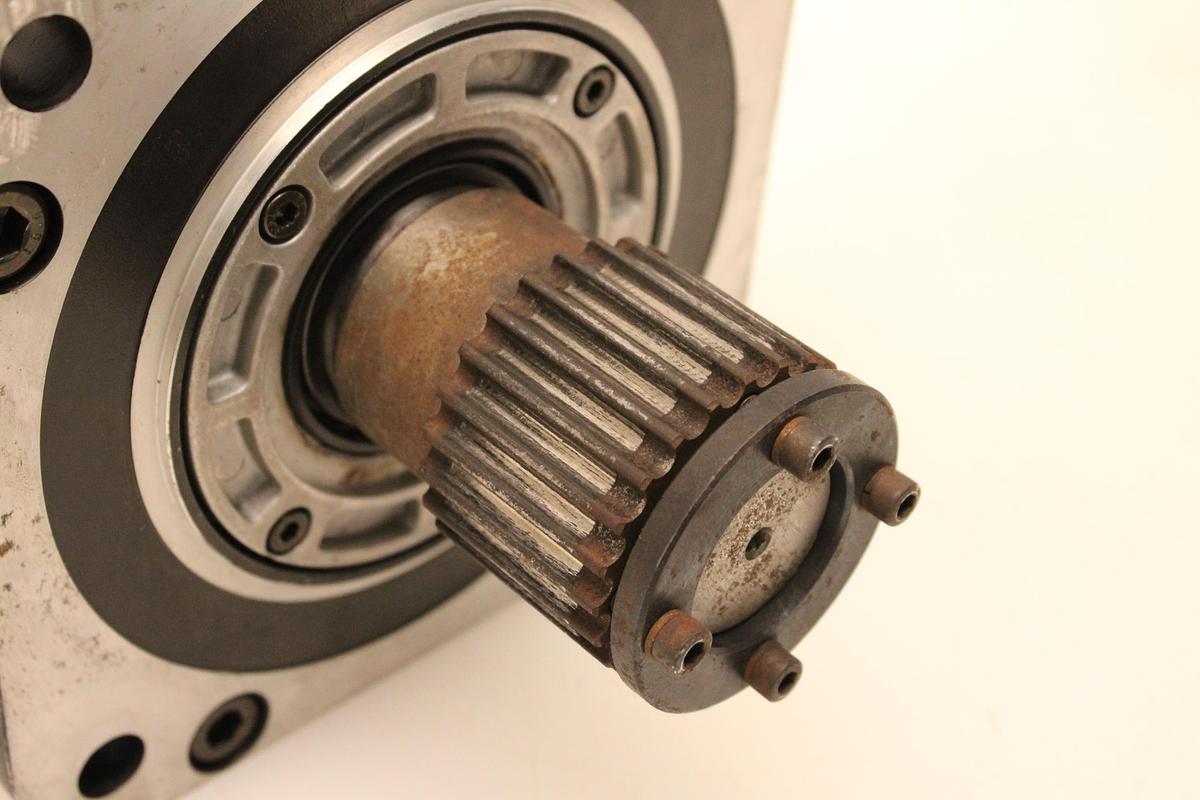 Usado Servomotor YASKAWA SGMG-20A2AAS