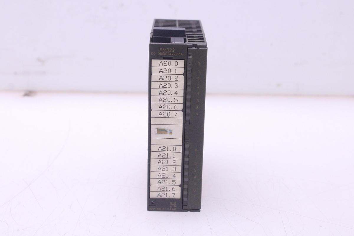 Usado Módulo de salida digital SIEMENS 6ES7322-1BH01-0AA0
