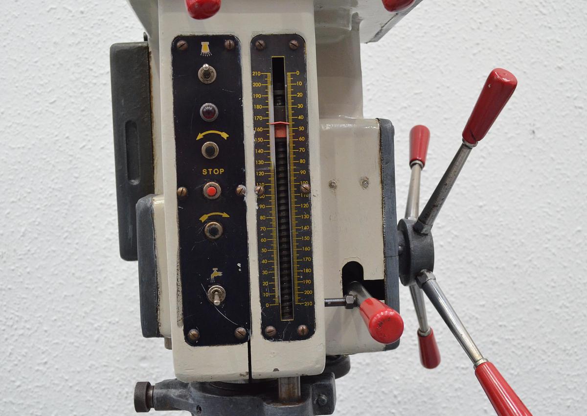 Usado Taladro columna Ibarmia 35-CA blanco