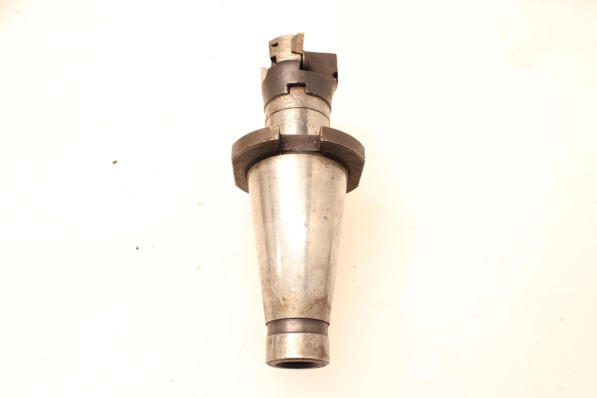 Usado Lote Portafresas y Mandrinos Cono ISO 50 -