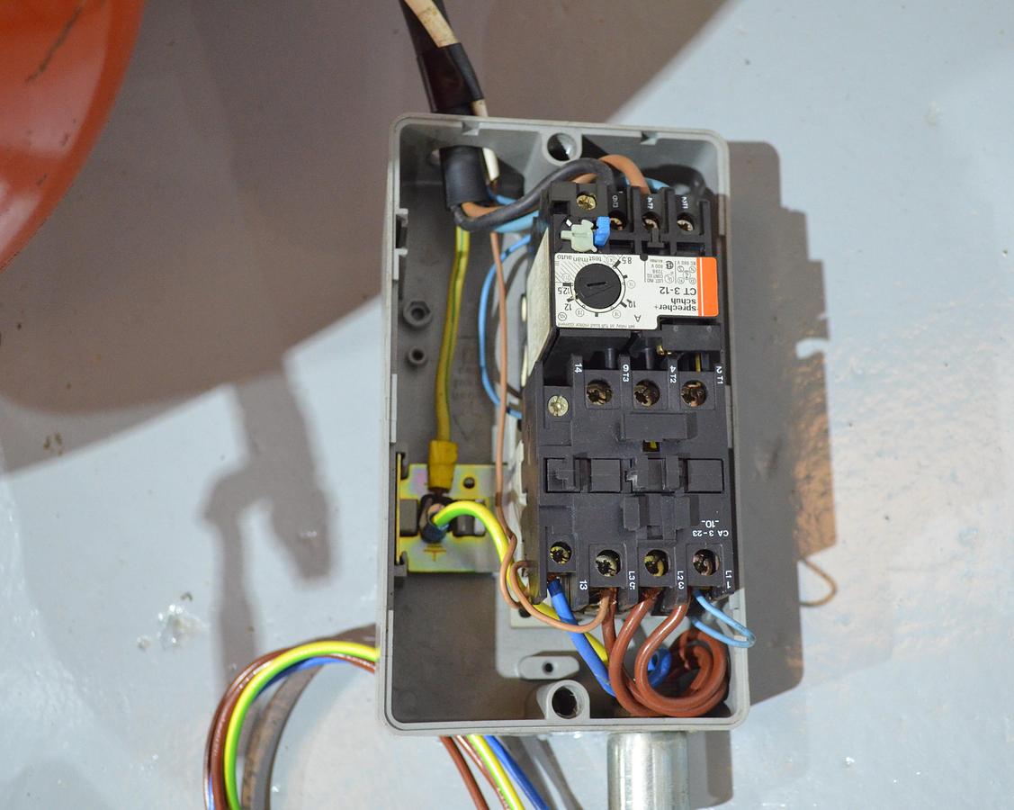 Usado Compresor pistón JOSVAL 5.5Hp 300L