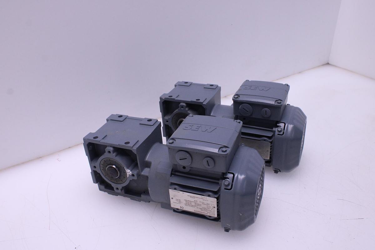 Usado Motorreductor lote 2 unidades SEW WA30-T