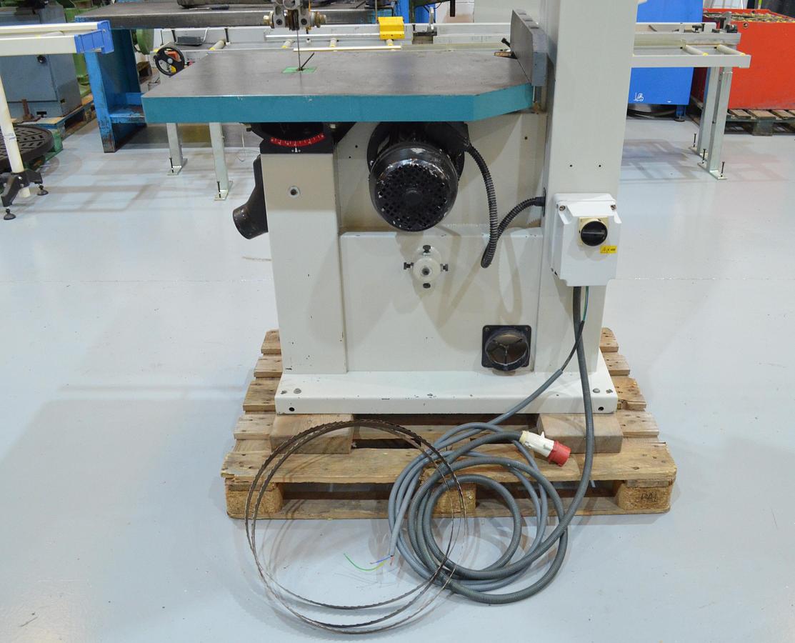Usado Sierra cinta vertical ACM BS 640