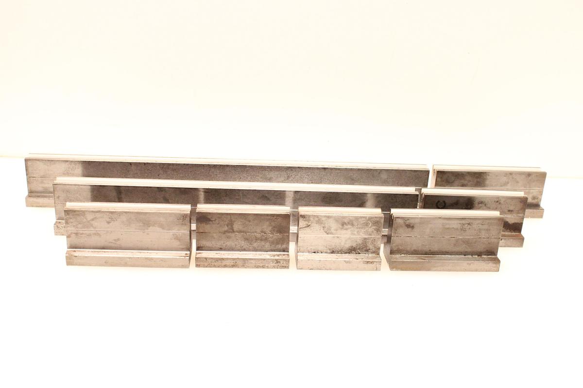 Usado Juego Matrices en "T" Metalmaq 20.34 35º V12 - 8 Tramos