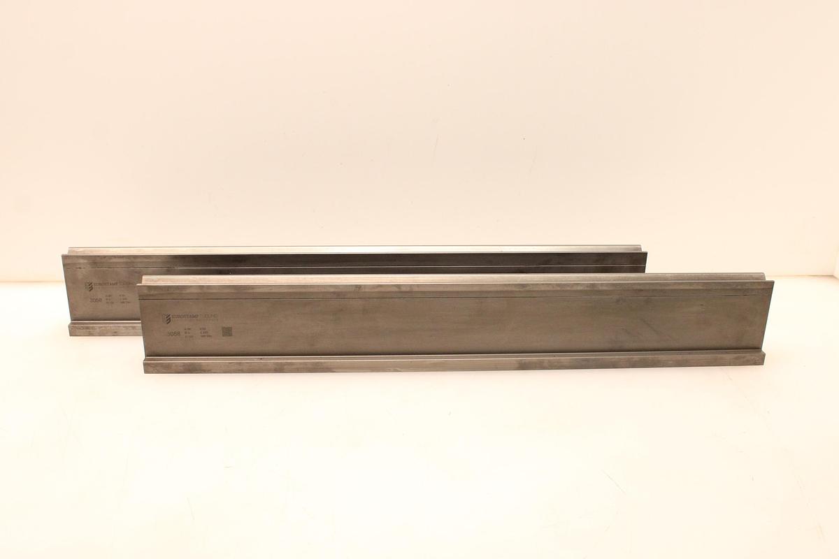 Usado Juego Matrices EUROSTAMP 3058 88º V25 - 835 mm