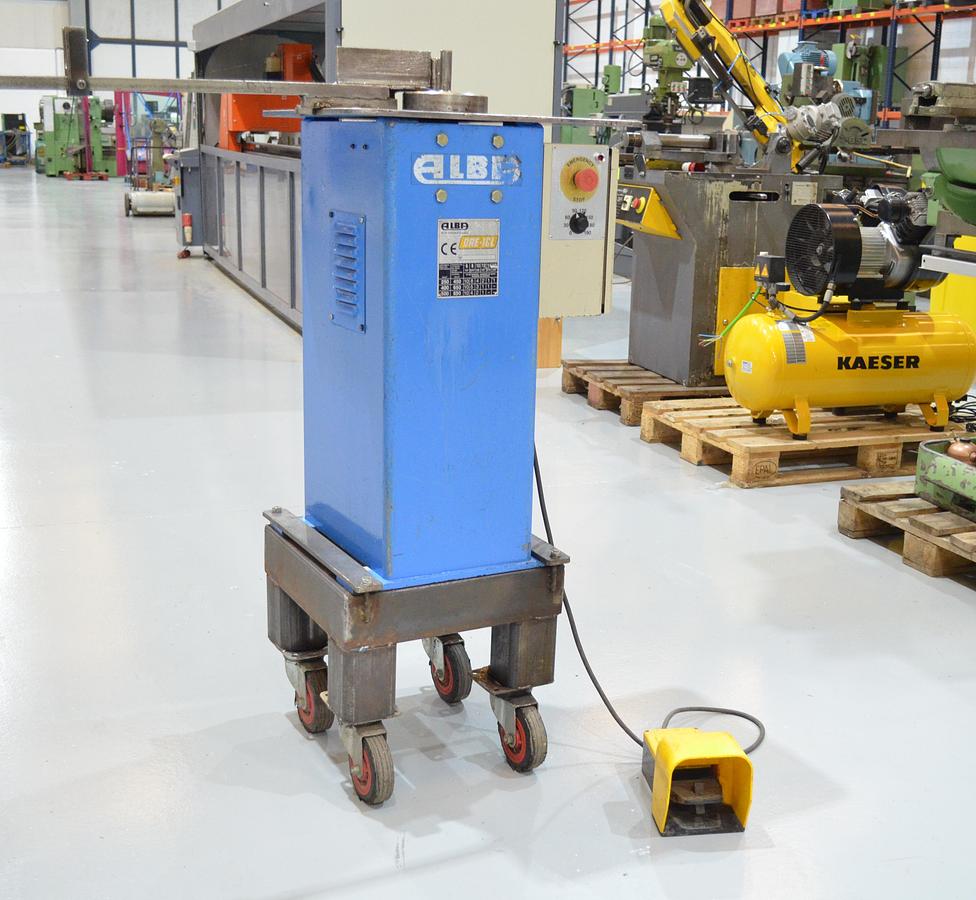 Usado Dobladora varillas ALBA DAE-16L