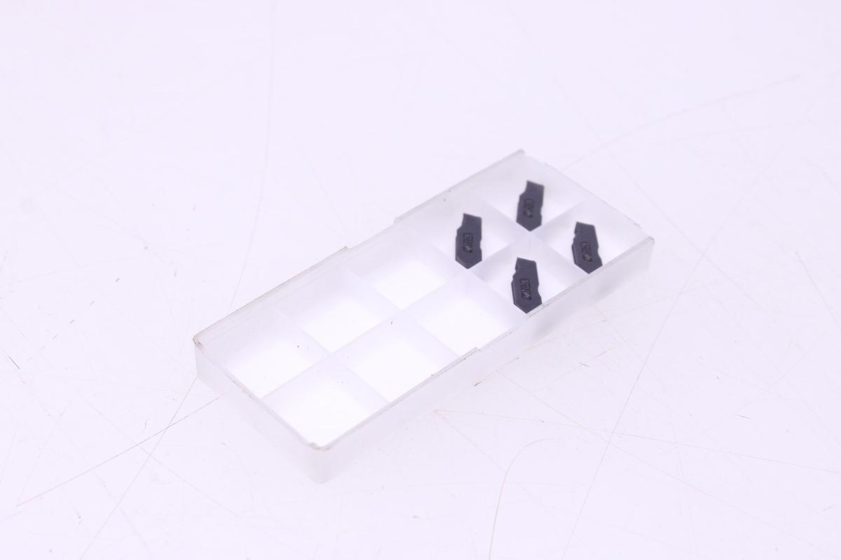 Usado Plaquitas de Widia Tungaloy DGM3-020