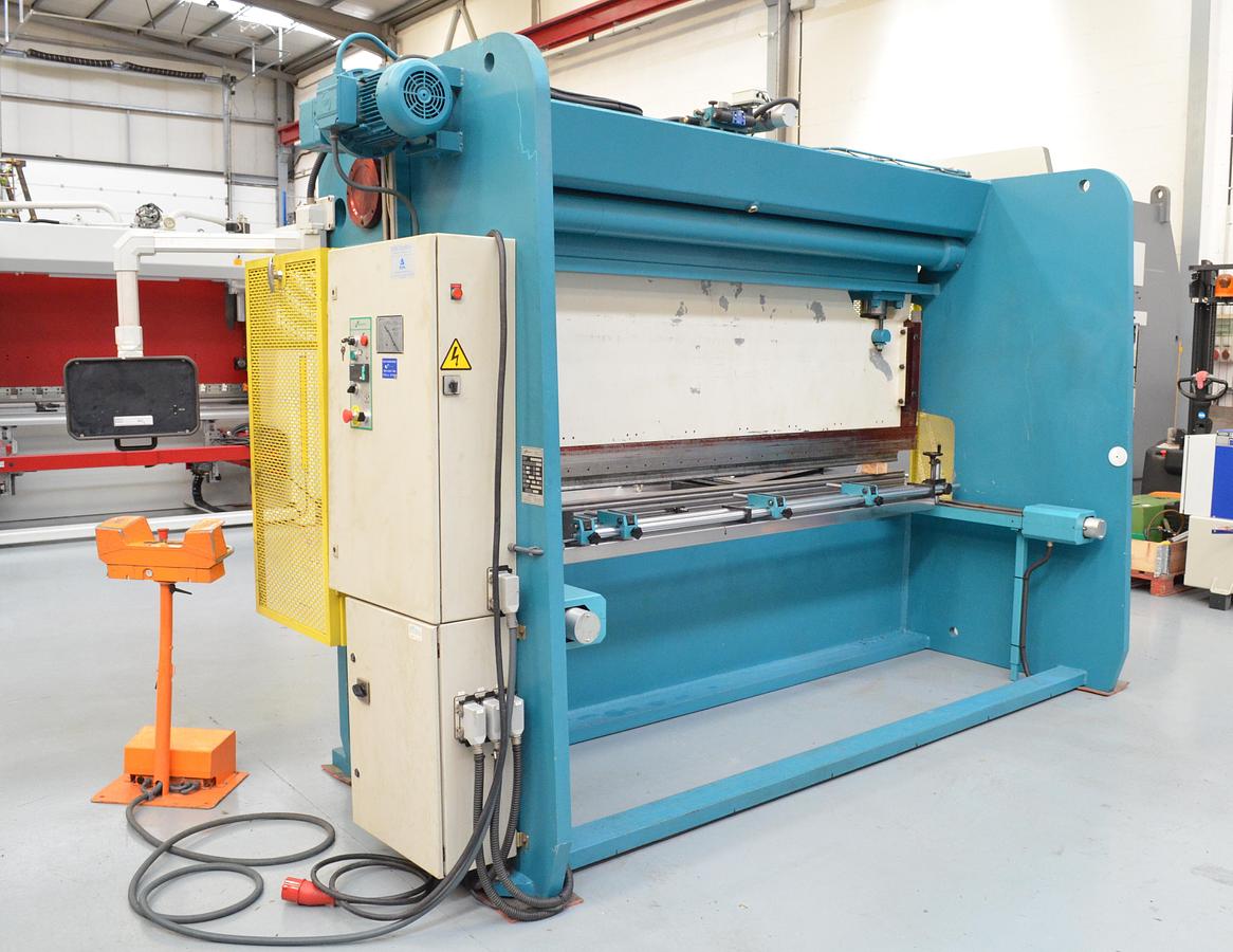 Usado Plegadora hidraulica Aciplex PHP-103-CN2 3240x100tn