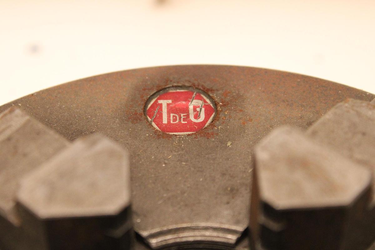 Usado Plato de 3 Garras TdeG 190 mm