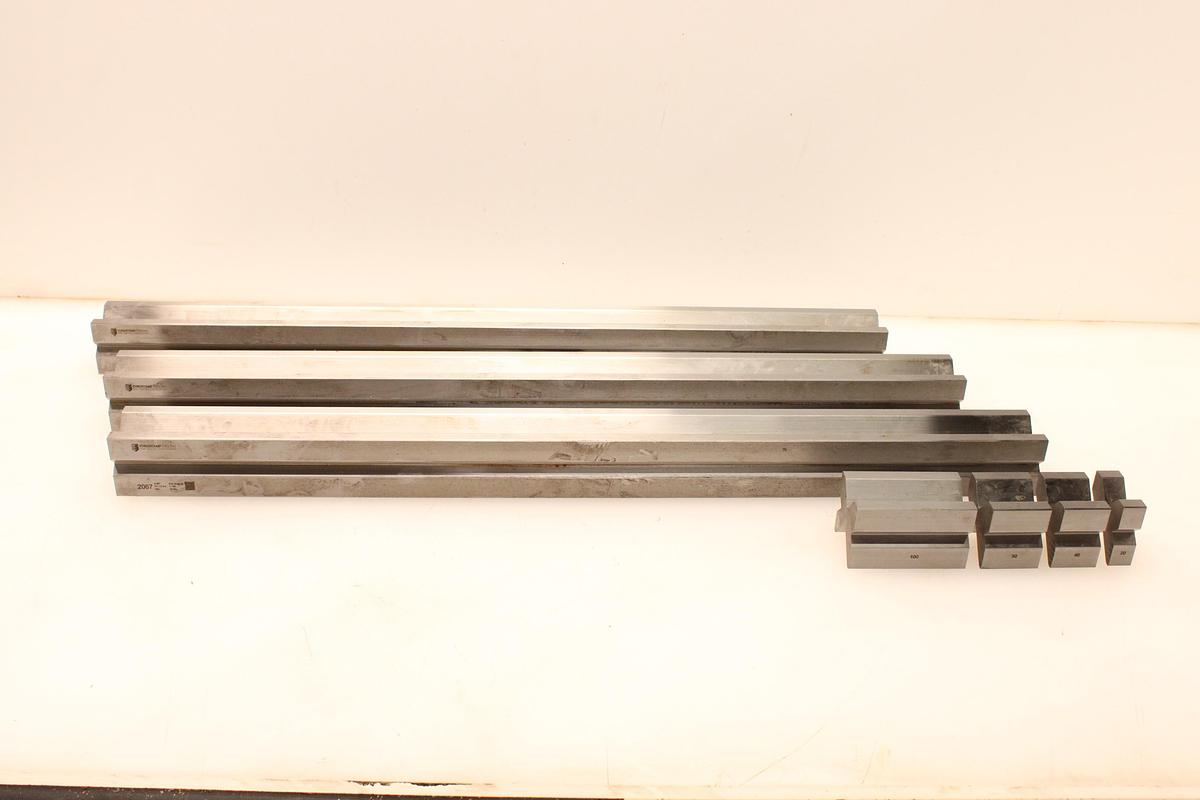 Usado Matrices EUROSTAMP 2067 85º - 7 Tramos