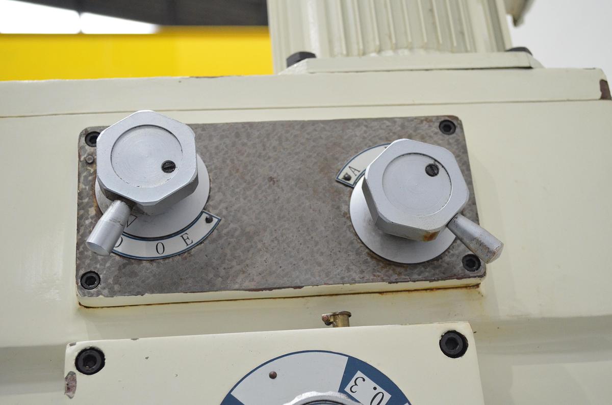 Usado Taladro columna engranajes Heller B-35E