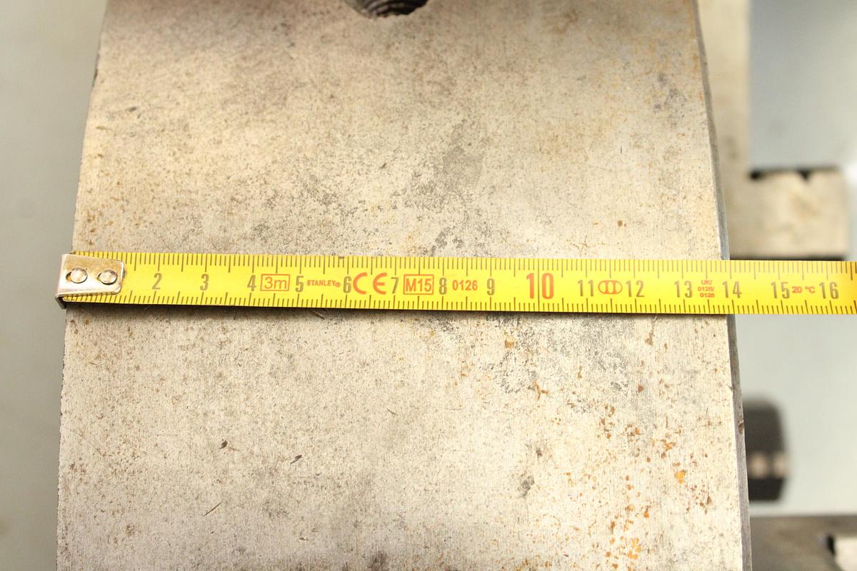 Usado Plato Torno 4 Garras 500 mm con contraplato