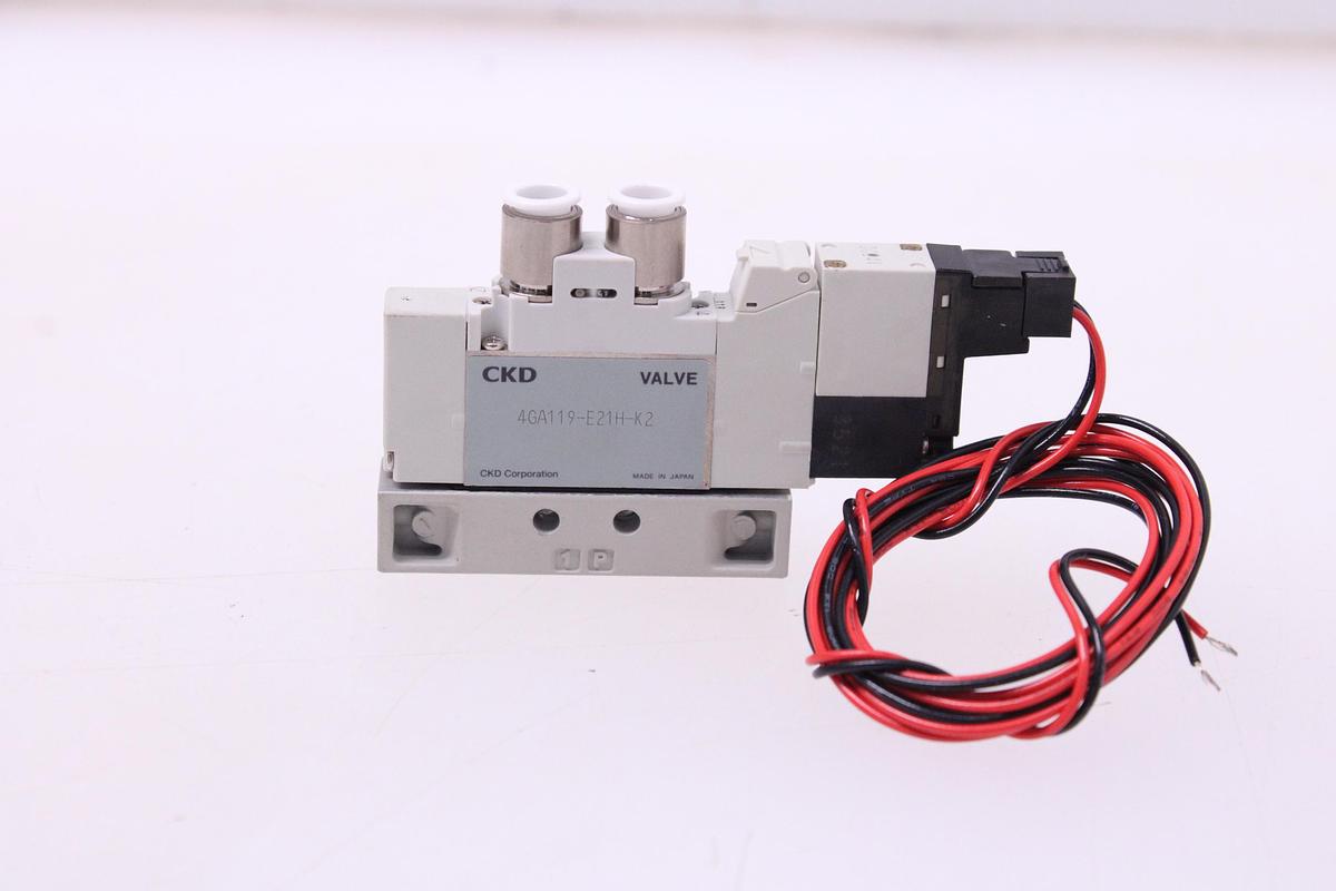 Usado Electrovalvula CKD 4GA119-C6-E21H-3-K2