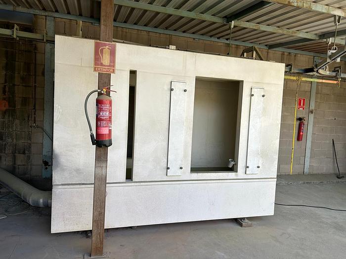 Usado Línea pintura en polvo con cabina y horno secado