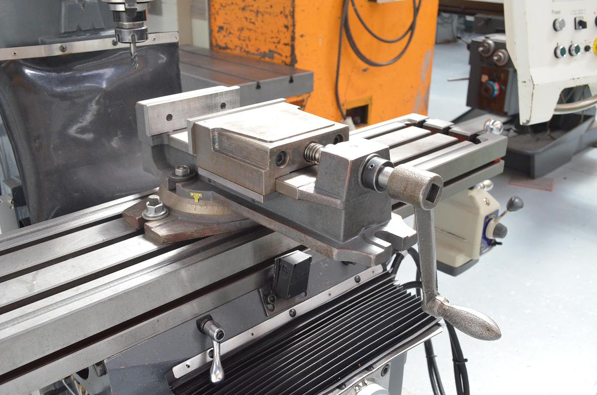 Usado Fresadora torreta Optimum Optimill MF 2V - 2018