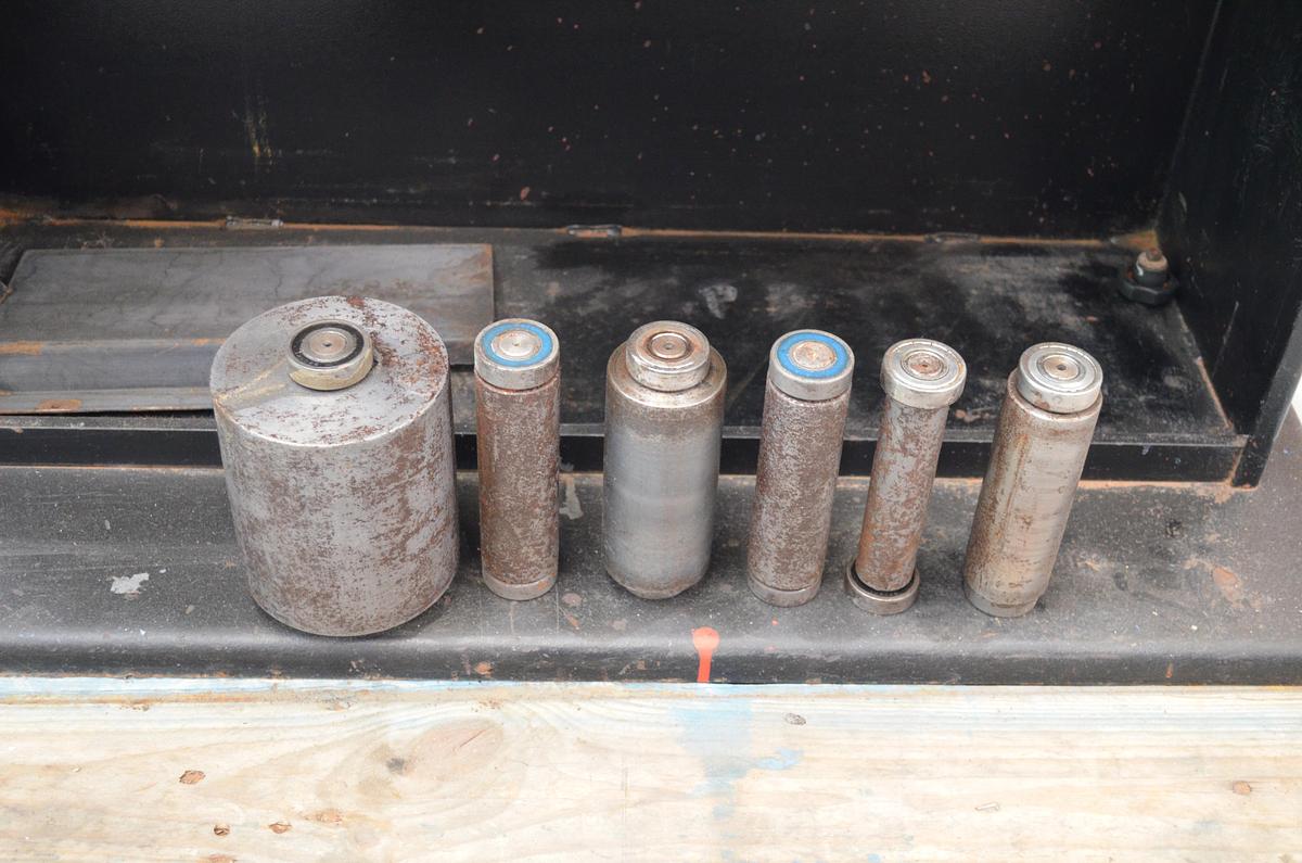 Usado Entalladora tubos SPADI TN220