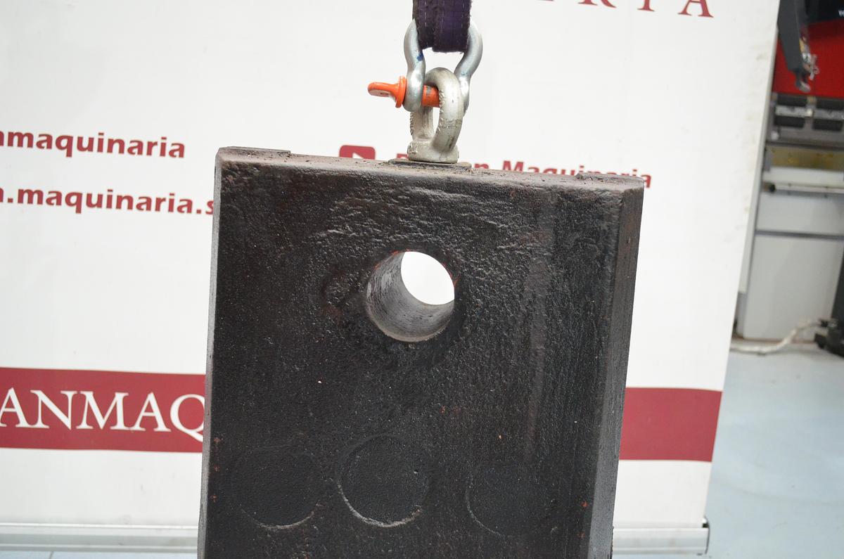 Usado Contrapeso 400x250x730 - 496kg