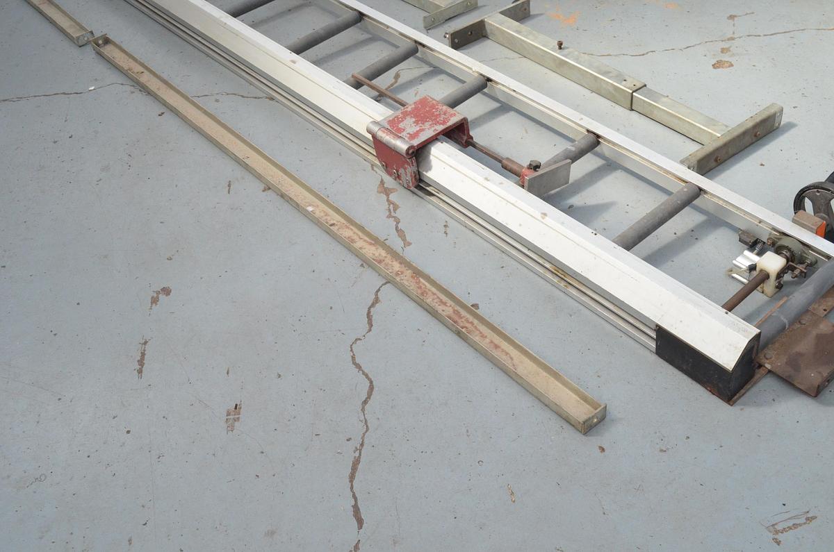 Usado Tope medidor aluminio 4.5m para tronzadoras
