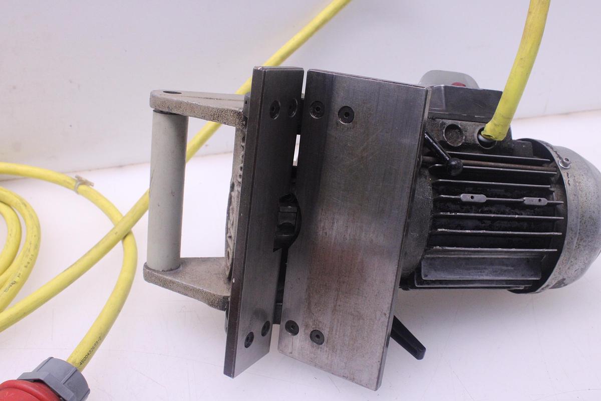 Usado Biseladora Portátil OMCA