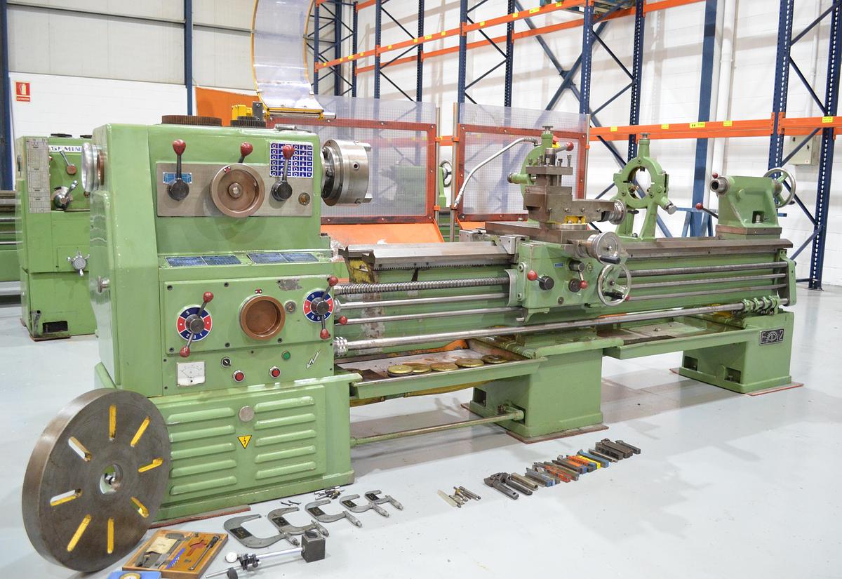 Usado Torno AP E-2 de 2.200mm e.p. con CE