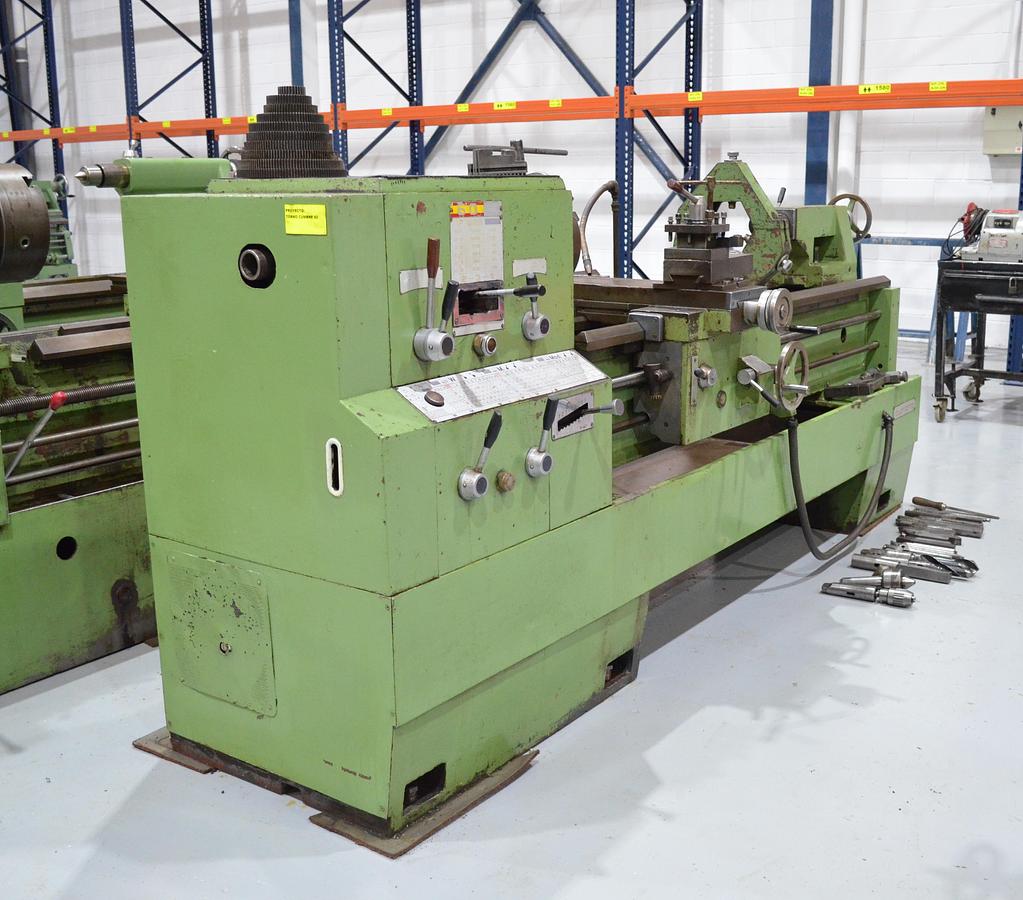 Usado Torno cumbre 60 1500mm e.p