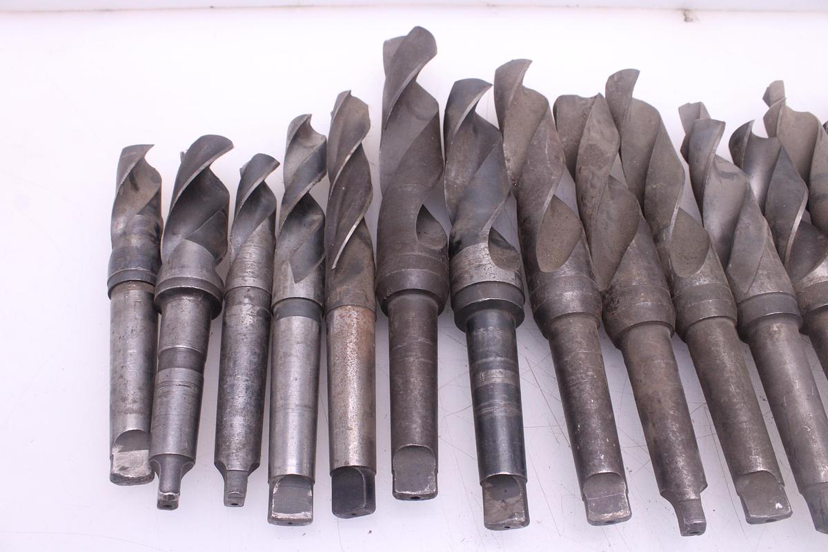 Usado 25 Brocas Taladro Mango Cónico Morse MT4
