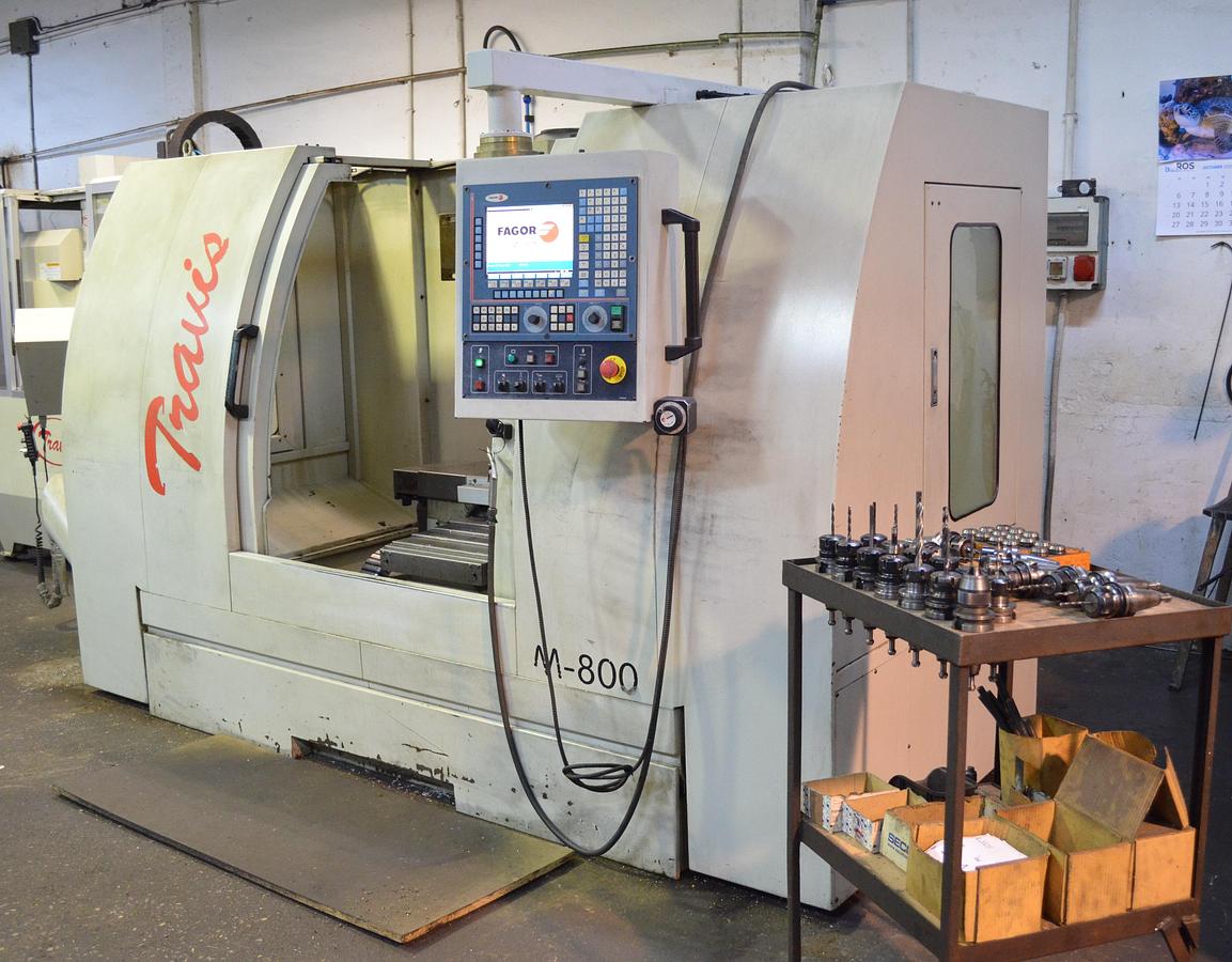 Usado Centro mecanizado Travis M800 2006 cnc Fagor 8055B-M