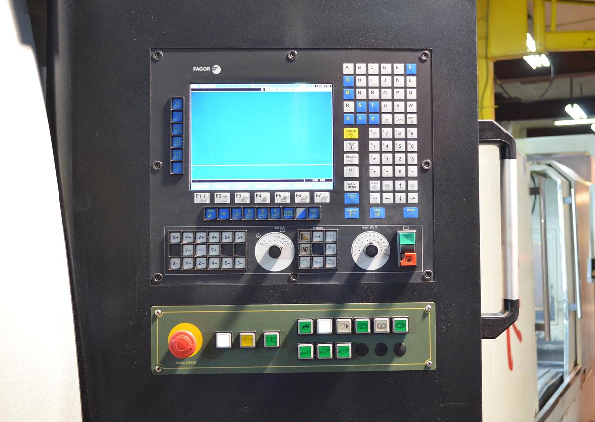 Usado Centro mecanizado Pinnacle Lv126 2008 cnc Fagor 8055i PLUS-M