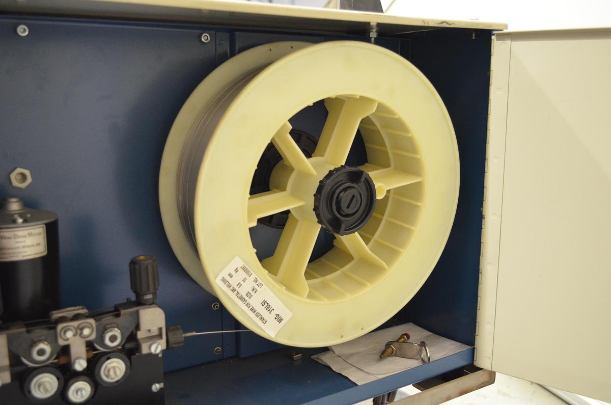 Usado Soldadora tig Suntig 250 con alimentación de hilo