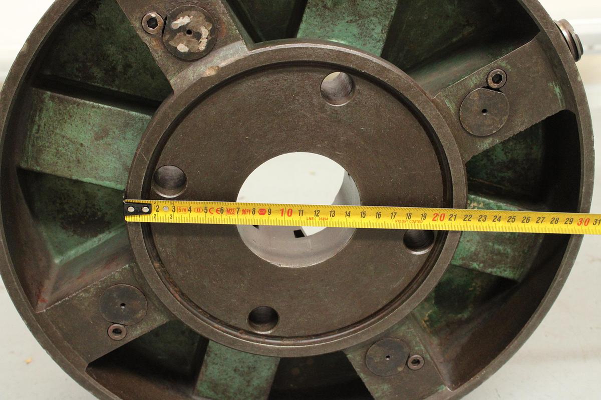 Usado Plato de 4 Garras para torno 390 mm