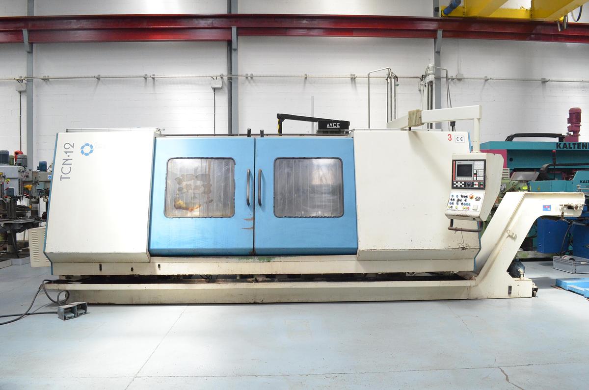 Usado Torno cnc Lealde TCN-12 de 3000mm e.p