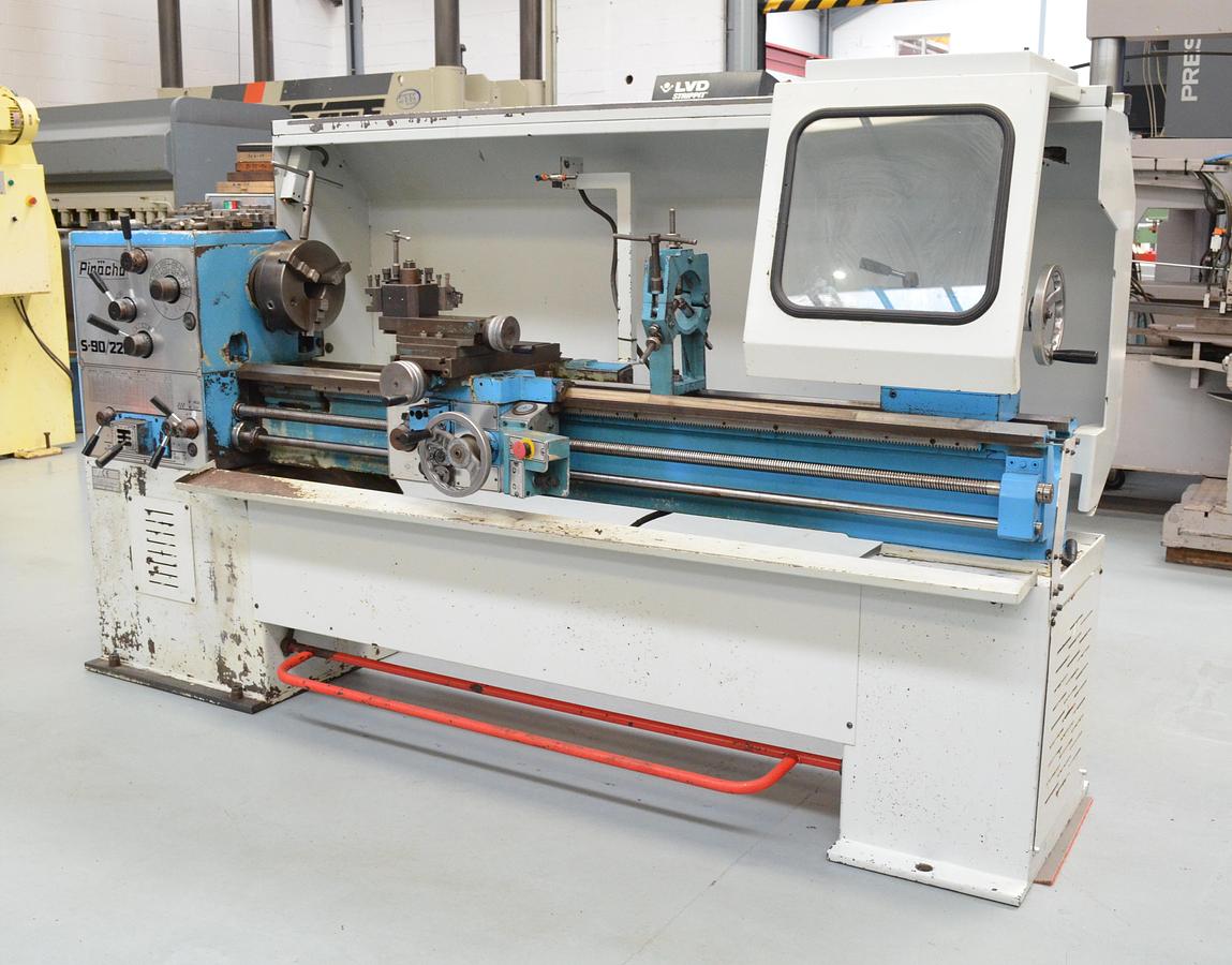 Usado Torno Pinacho S90-225 de 1650mm e.p. 98