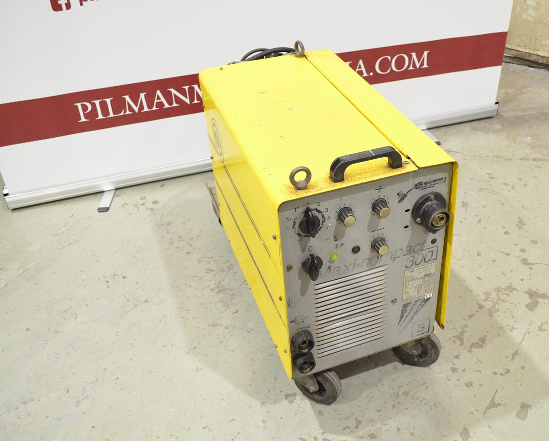 Usado Maquina soldar hilo usada CEA Maxi-Compact 300