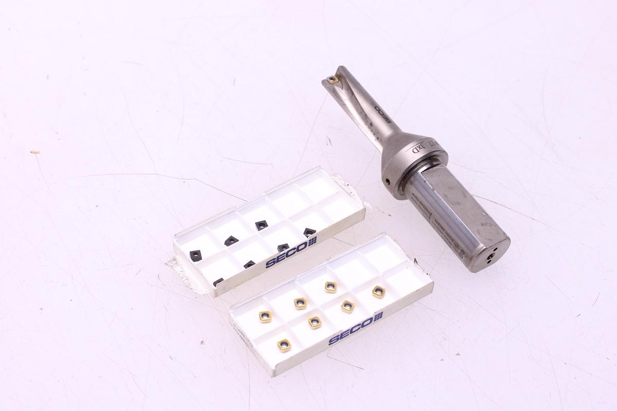 Usado Broca Portaplaquitas SECO SD503-17-51-25R7 + Widias SPGX0502 / SCGX050204