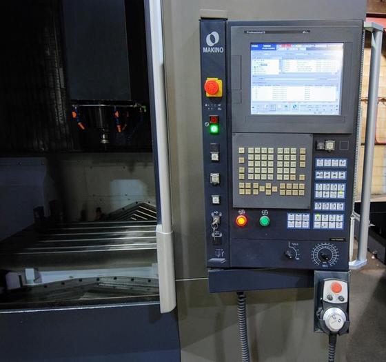 Used 35"X, 19"Y, 15"Z, 2015 MAKINO F5, CNC VERTICAL MACHINING CENTER