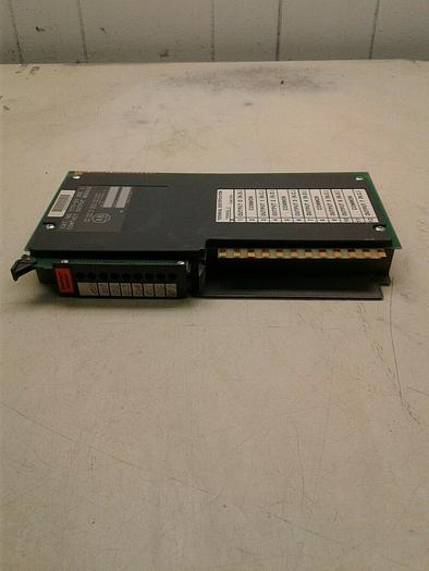 Used ALLEN BRADLEY 1771-OY SER. C OUTPUT MODULE