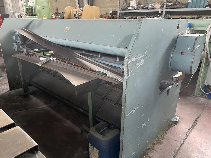 Buone Mechanical Shearing Machine RIBOLDI CEM 304