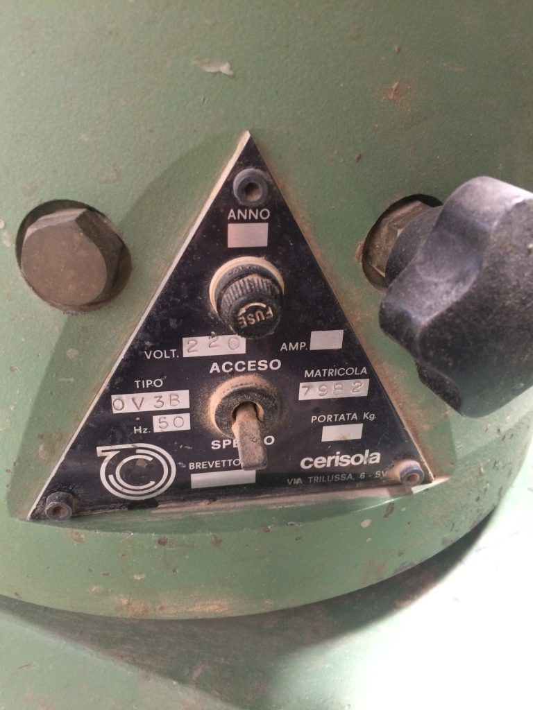 Usato INSERITRICE DI PERNI BREMA OV3B