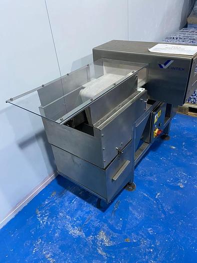 Used CINTEX METAL DETECTOR