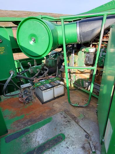Used ** Auction ** 1996 John Deere 9500 SideHill Combine w/ 25' Header