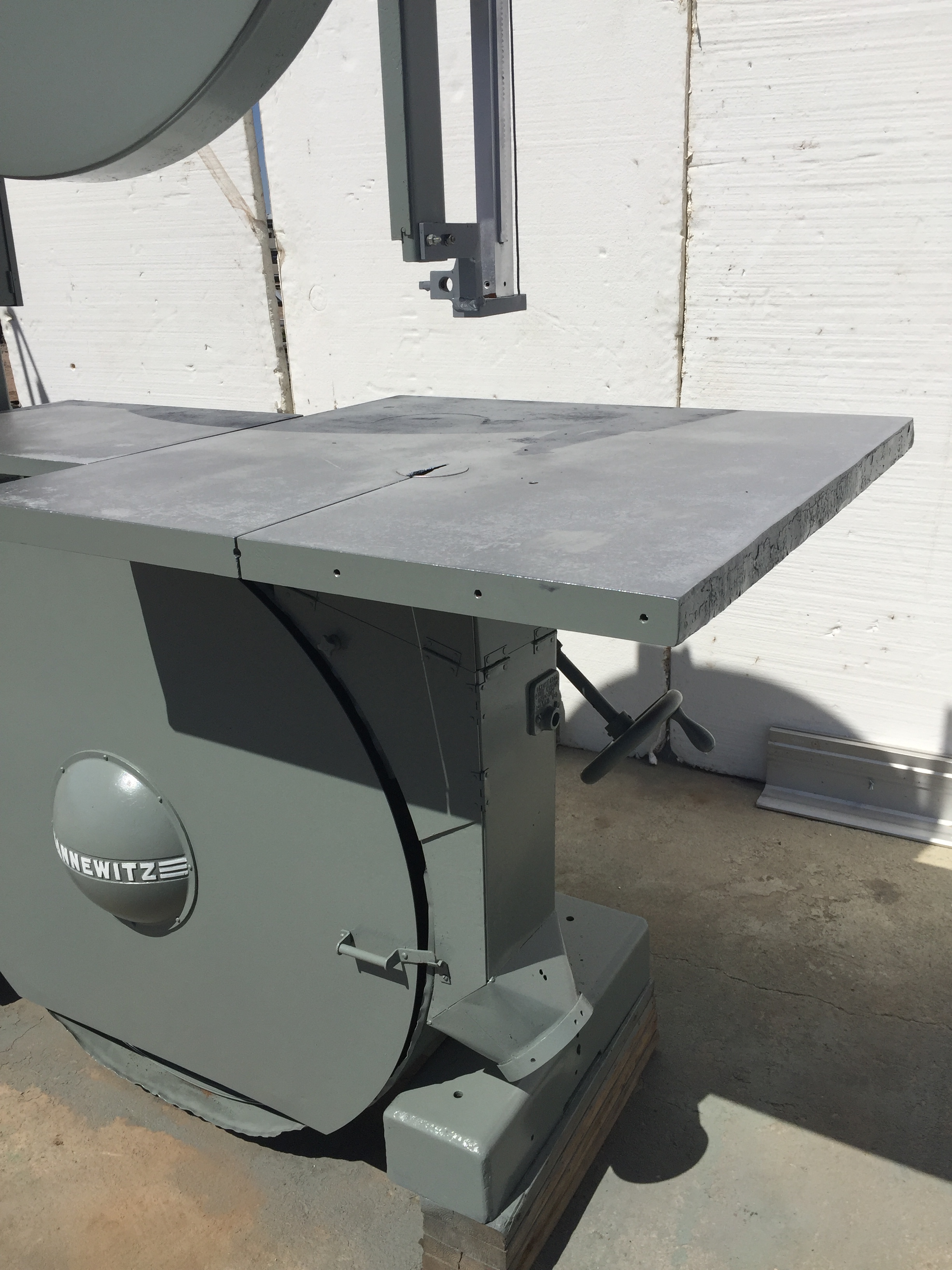 Used 42 in. Tannewitz Mdl. RHE Vertical Band Saw