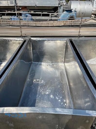 Used Stainless Steel 212 Gallon Meat Cart / Portable Tank