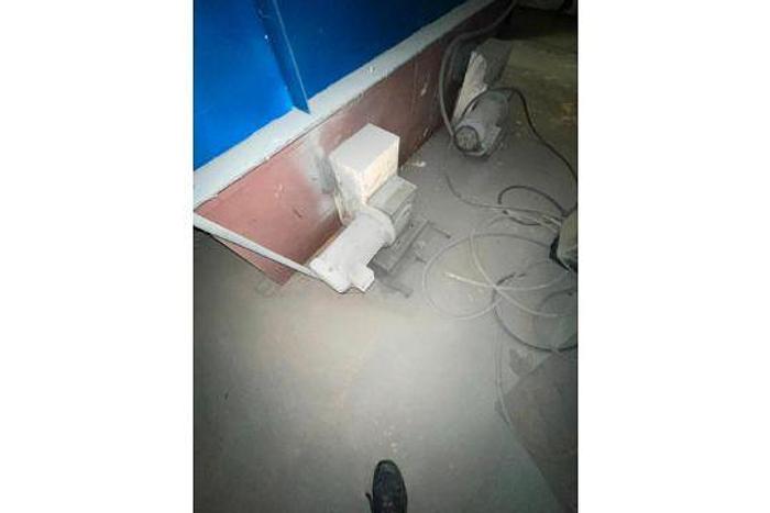 Used Empire 8' x 9' x 45' Grit Blast Room